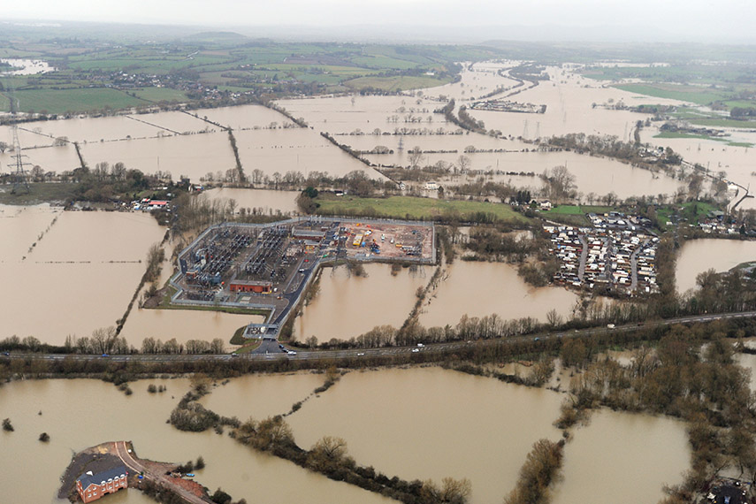 Flood defence engineering